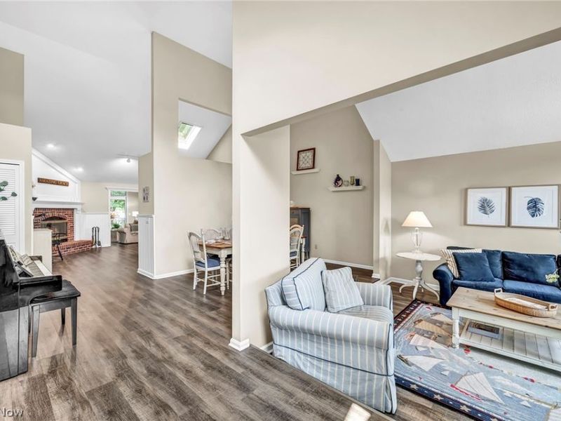 17876 Cambridge Oval, Strongsville, OH 44136 Photo 8