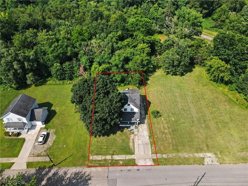 1536 Clay Street, Youngstown, OH 44506 Photo 2