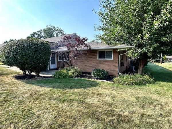 21908 River Oaks Drive , Unit 3B, Rocky River, OH 44116