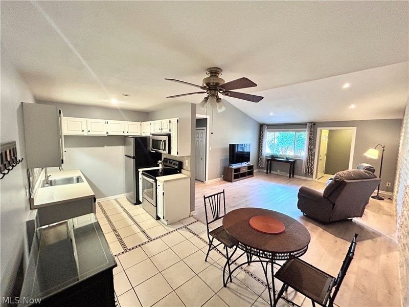 21908 River Oaks Drive, Unit 3B, Rocky River, OH 44116 Photo 15