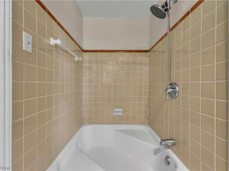 19015 Van Aken Boulevard, Unit 311, Shaker Heights, OH 44122 Photo 15