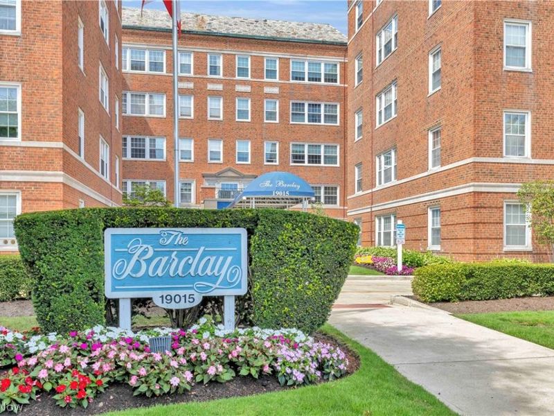 19015 Van Aken Boulevard, Unit 311, Shaker Heights, OH 44122 Photo 2
