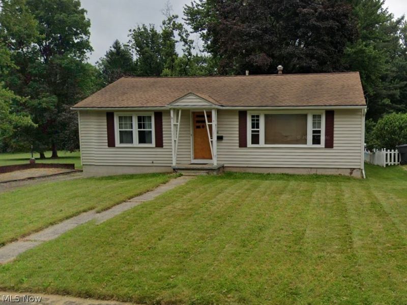 273 Simcox Street, Wadsworth, OH 44281 Photo 2