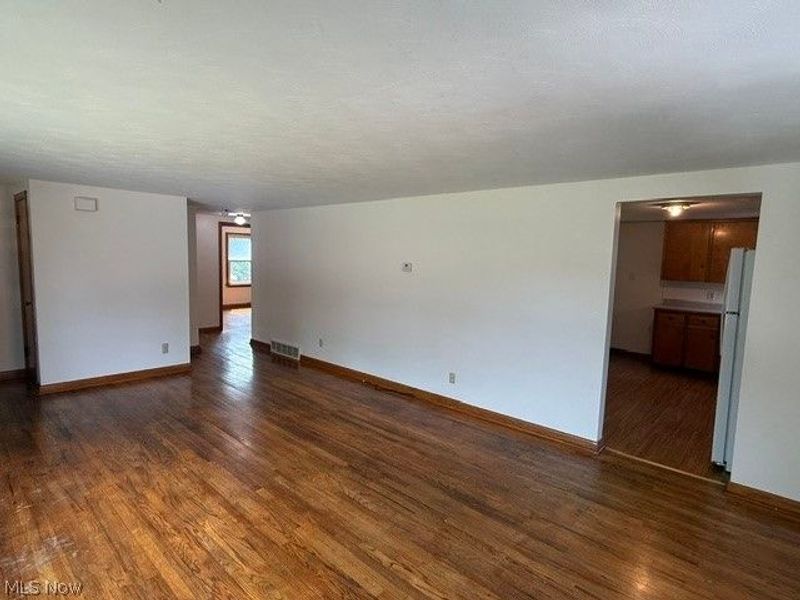 273 Simcox Street , Wadsworth, OH 44281 Photo 3