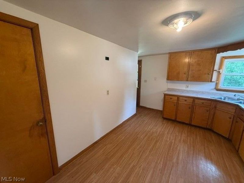 273 Simcox Street , Wadsworth, OH 44281 Photo 4