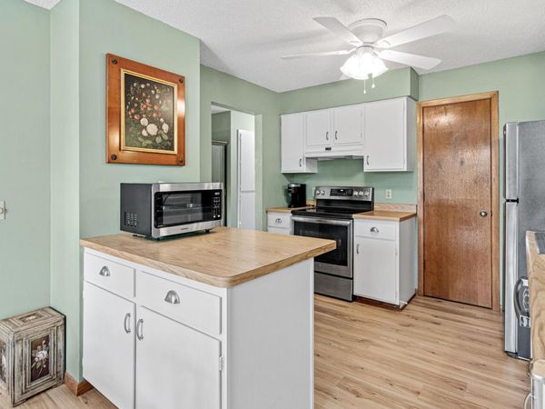 1890 Fox Ridge Drive, Unit C, West Saint Paul, MN 55118
