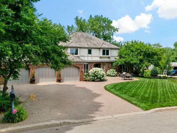 5708 Long Brake Trail, Edina, MN 55439