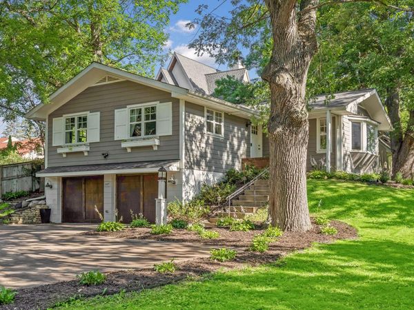 1165 Josephine Road, Roseville, MN 55113
