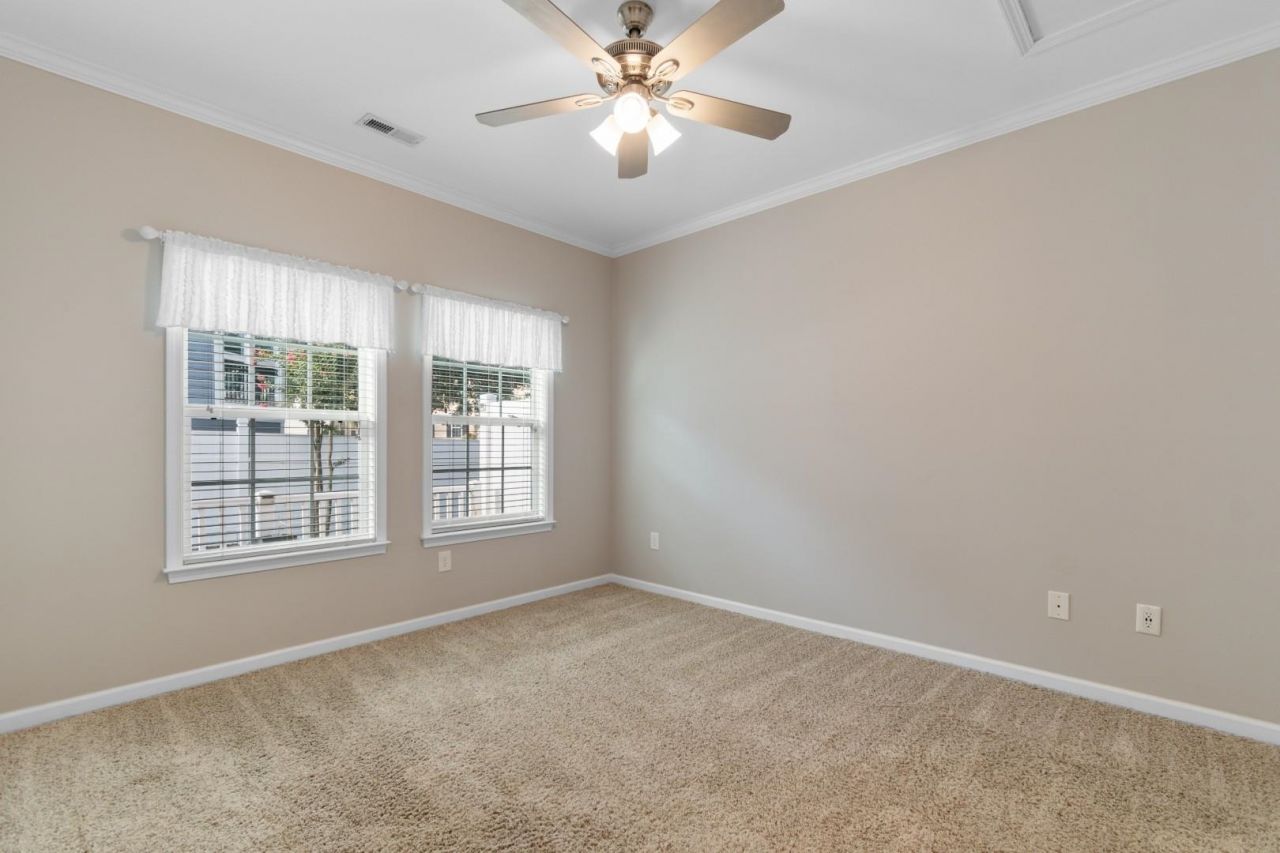 711 Shell Creek Circle Photo 13