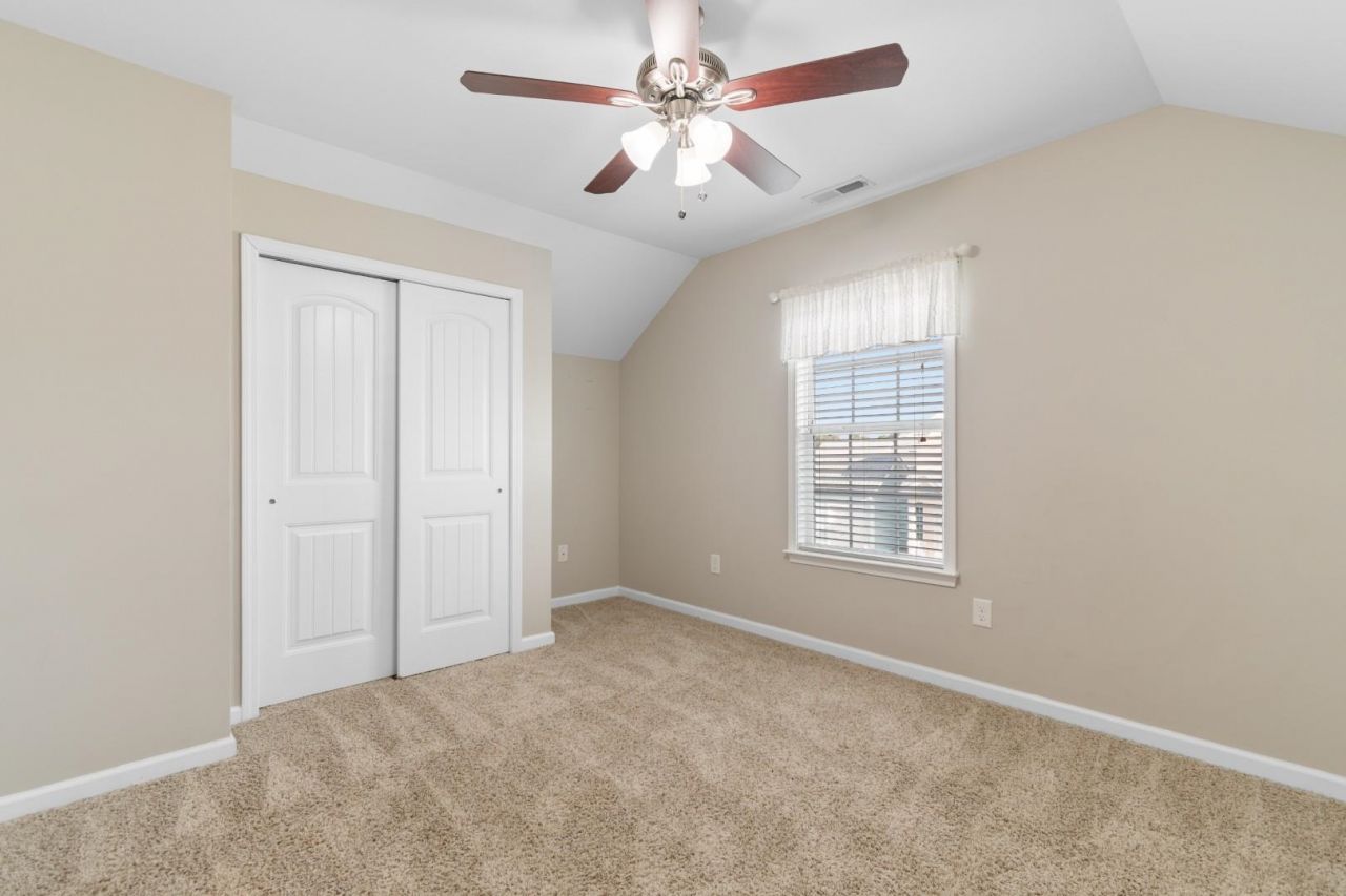 711 Shell Creek Circle Photo 17