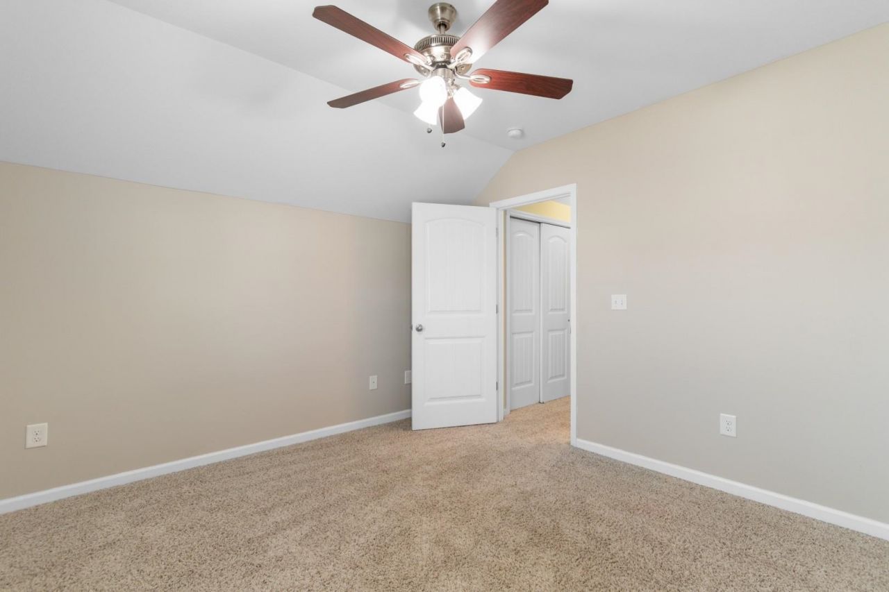 711 Shell Creek Circle Photo 18