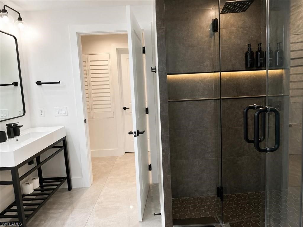 5781 Cape Harbour Dr , Unit 603, Cape Coral, FL 33914 Photo