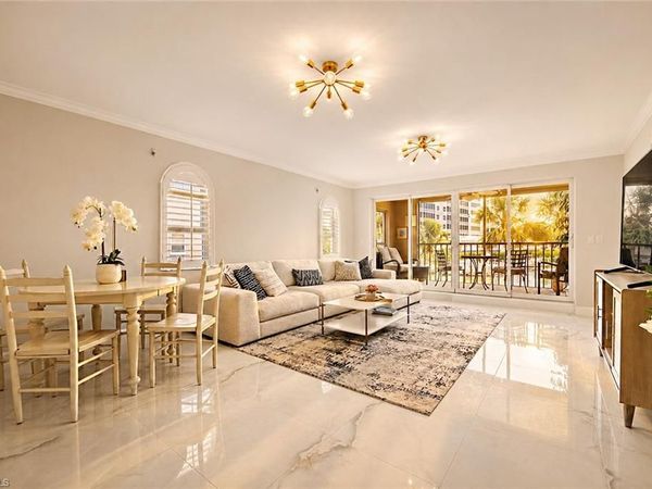 9103 Vanderbilt DR , Unit 205, NAPLES, FL 34108