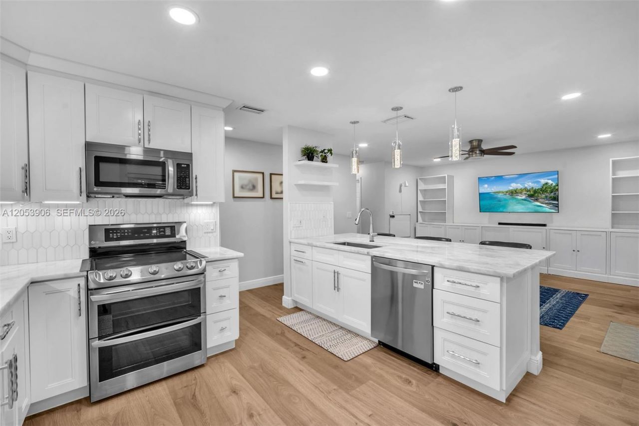 1651 NW 104th Ave , Plantation, FL 33322 Photo