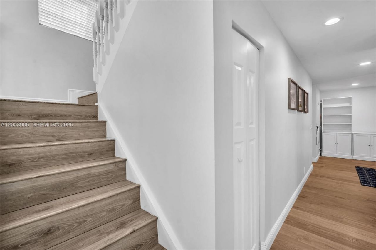 1651 NW 104th Ave , Plantation, FL 33322 Photo