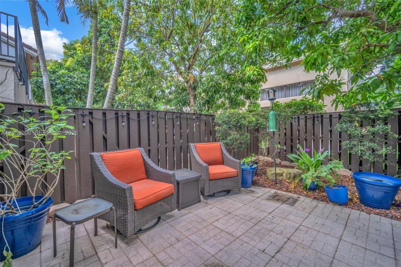 1651 NW 104th Ave , Plantation, FL 33322 Photo