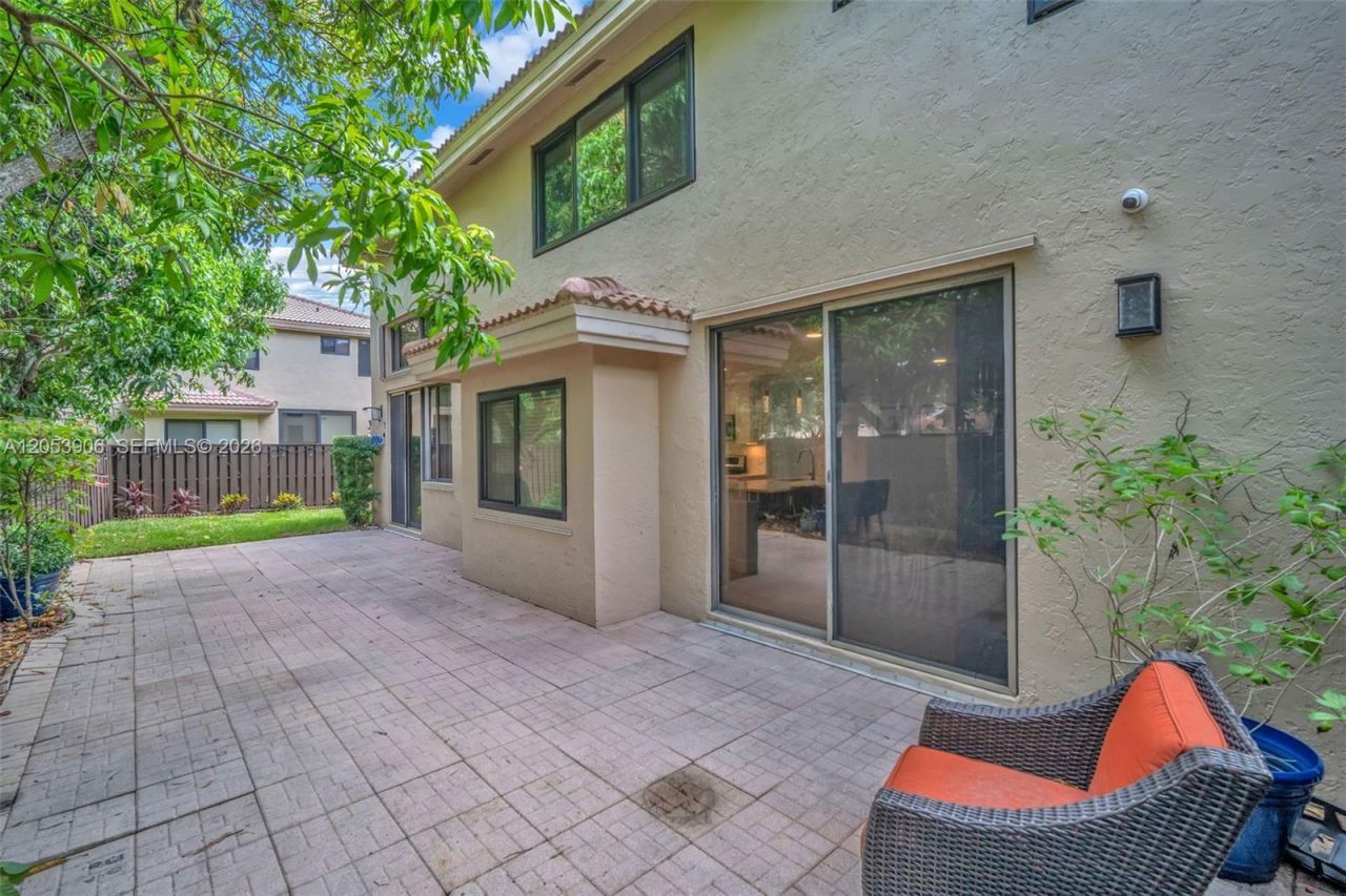 1651 NW 104th Ave , Plantation, FL 33322 Photo