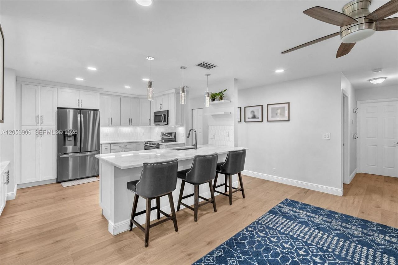 1651 NW 104th Ave , Plantation, FL 33322 Photo