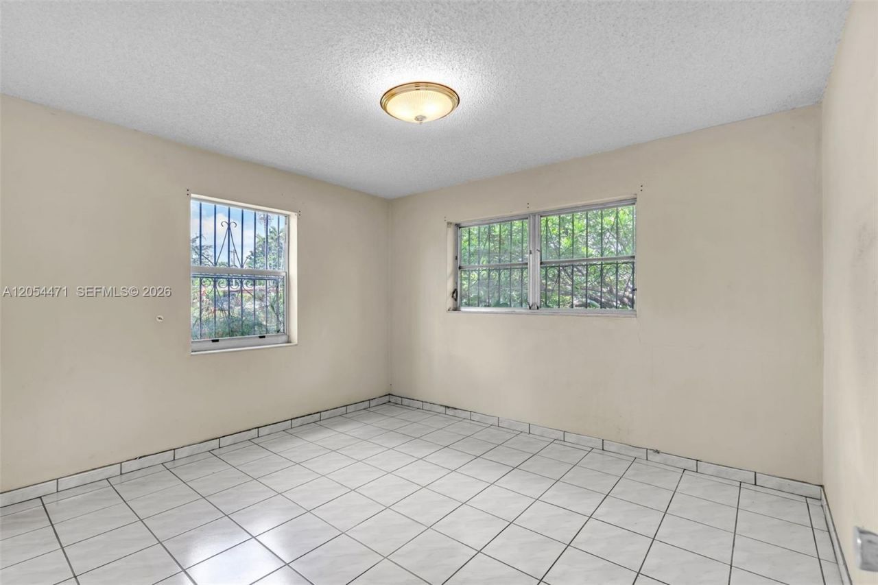 4901 SW 97th Ave , Miami, FL 33165 Photo