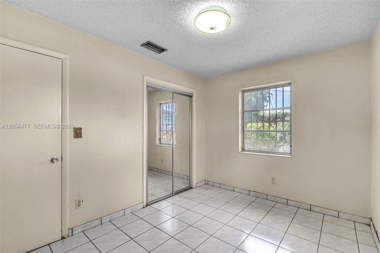 4901 SW 97th Ave , Miami, FL 33165 Photo