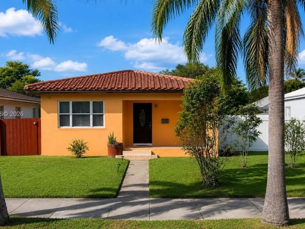 1631 Hollywood Blvd, Hollywood, FL 33020