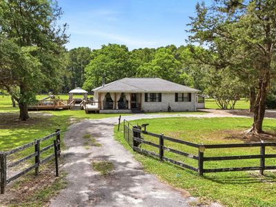 10007 Jacksonboro, Cottageville, SC 29435