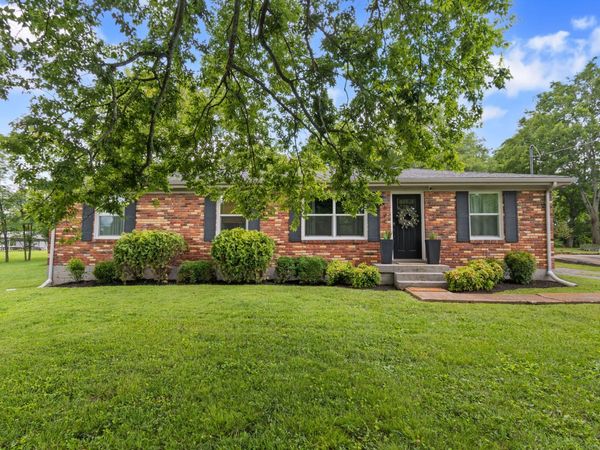 620 Nawakwa Trl , Madison, TN 37115