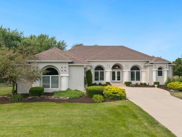 12818 Covington Manor Farms Road, Fort Wayne, IN 46814