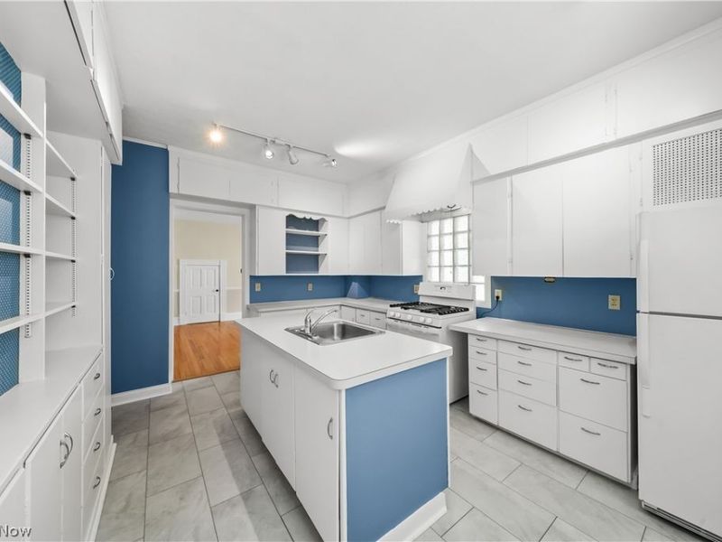 83 S Cedar Street, Oberlin, OH 44074 Photo 12