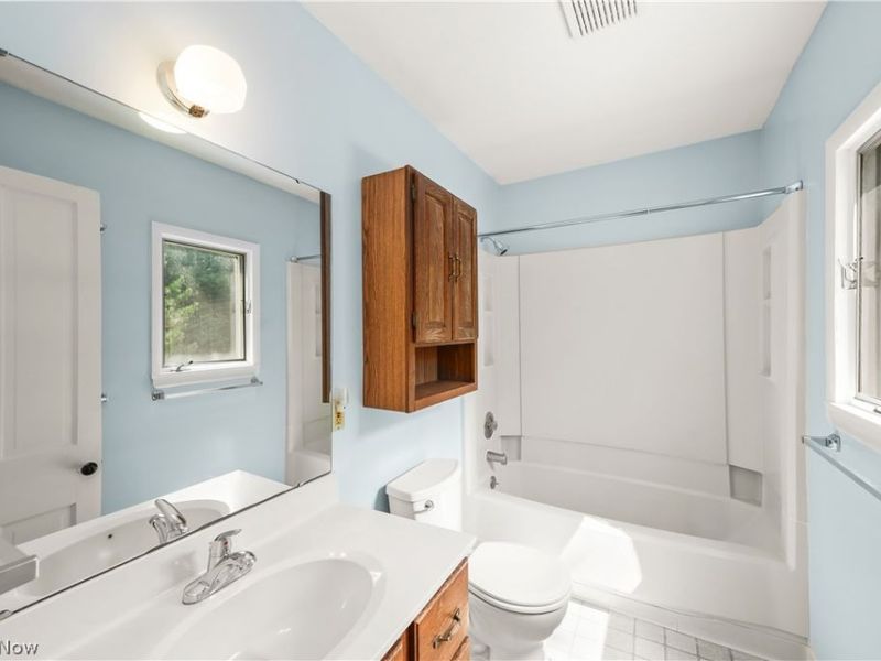 83 S Cedar Street, Oberlin, OH 44074 Photo 13