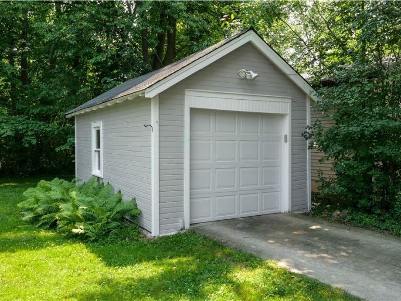 83 S Cedar Street, Oberlin, OH 44074 Photo 37