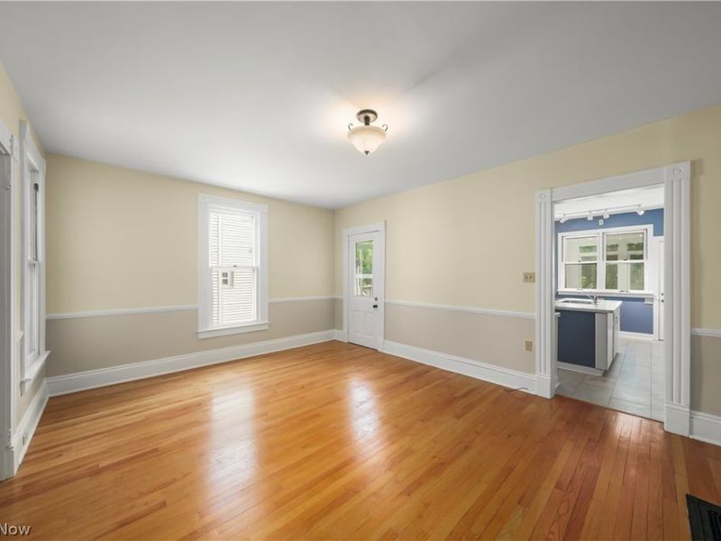 83 S Cedar Street, Oberlin, OH 44074 Photo 8