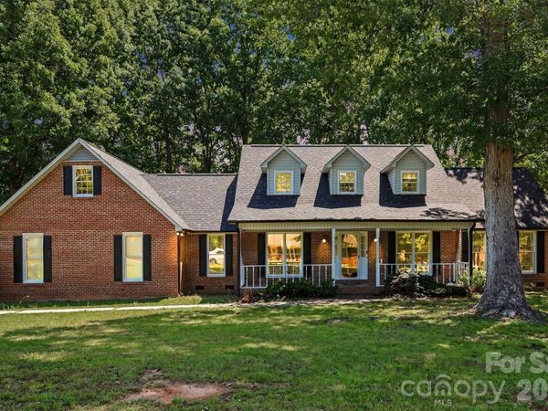 121 Country Creek Drive , Kings Mountain, NC 28086