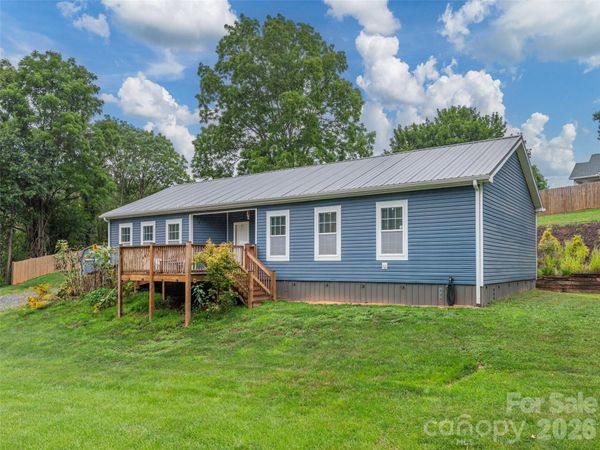 4687 Old Clyde Road , Clyde, NC 28721