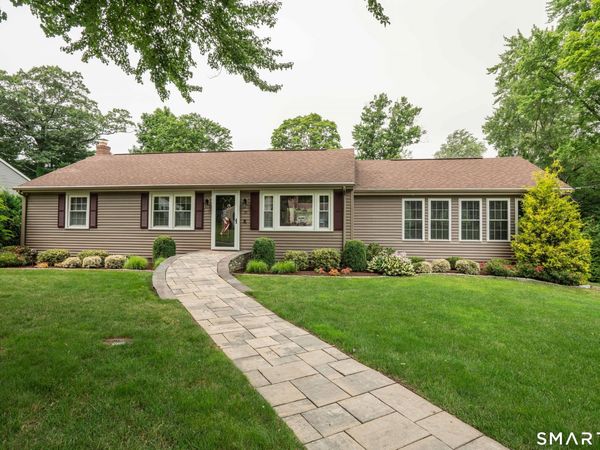 39 Gail, Farmington, CT 06032