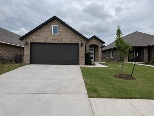1105 SW 139th Terrace, Oklahoma City, OK 73170