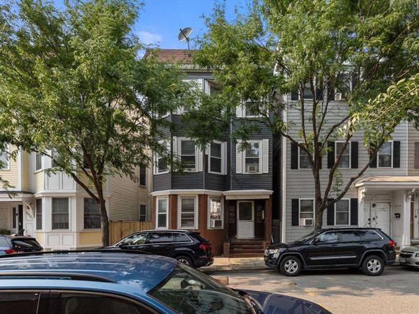 592 E 3rd Street, Unit 3, Boston, MA 02127
