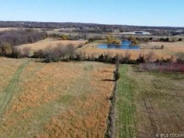 16509 N Bryant Road , Tahlequah, OK 74464