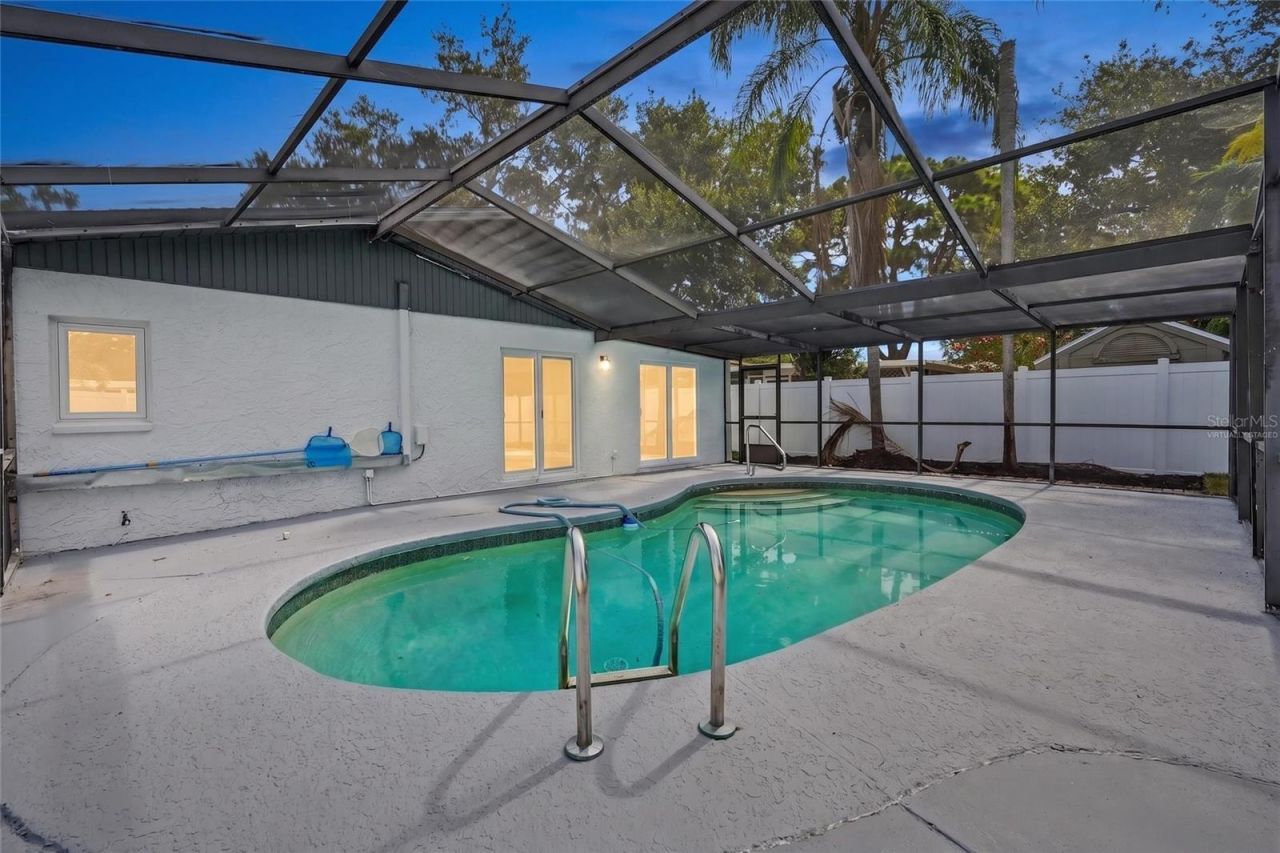 8170 22nd Avenue N, Saint Petersburg, FL 33710 Photo
