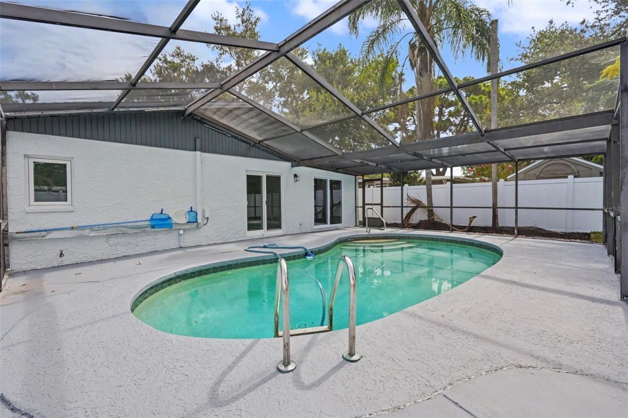 8170 22nd Avenue N, Saint Petersburg, FL 33710 Photo