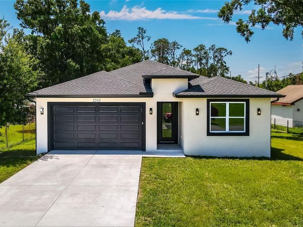 2203 W LOWRY AVENUE, PLANT CITY, FL 33563