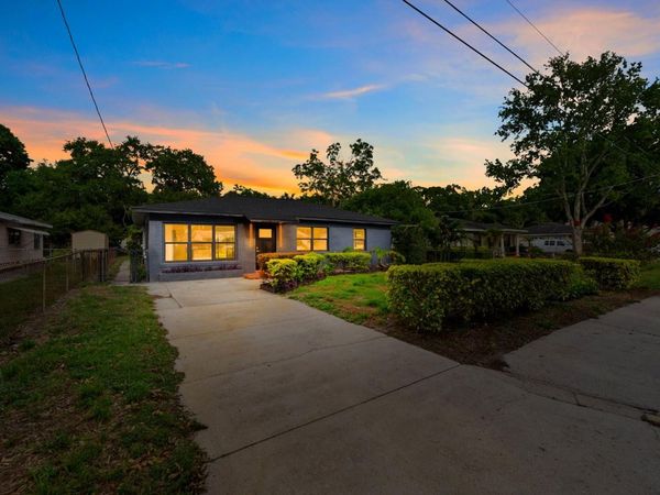 605 N WOODLYNNE AVENUE , TAMPA, FL 33609