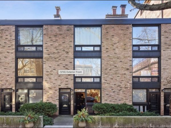 639 W Wellington Avenue , Unit 4, Chicago, IL 60657