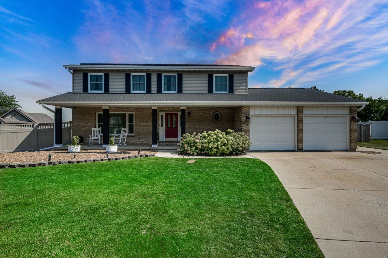 811 1st Court , Manhattan, IL 60442