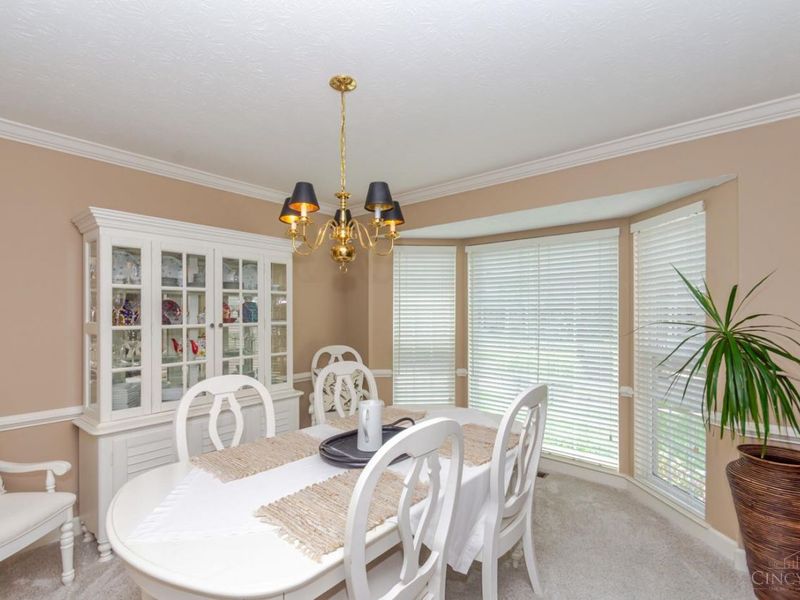 9655 Olde Georgetown Way, Centerville, OH 45458 Photo 6