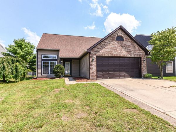 7884 Sergi Canyon Drive , Indianapolis, IN 46217