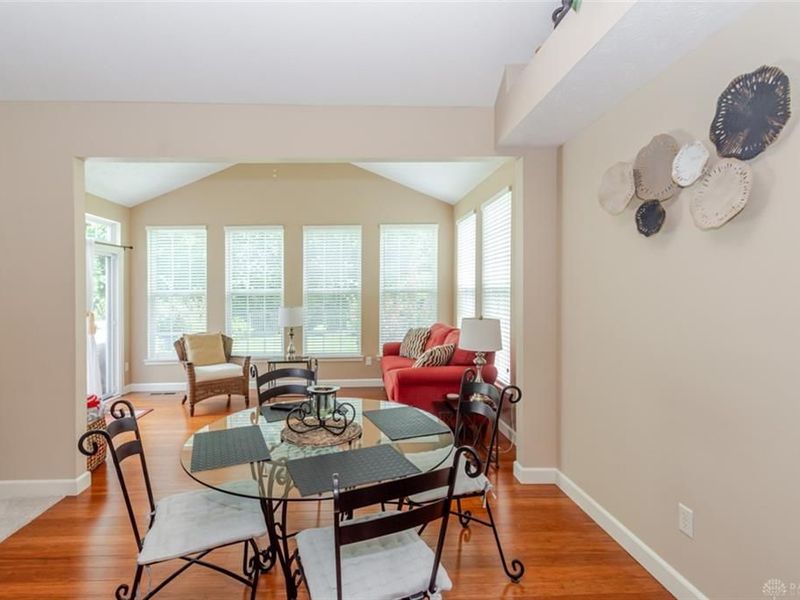 9655 Olde Georgetown, Centerville, OH 45458 Photo 14