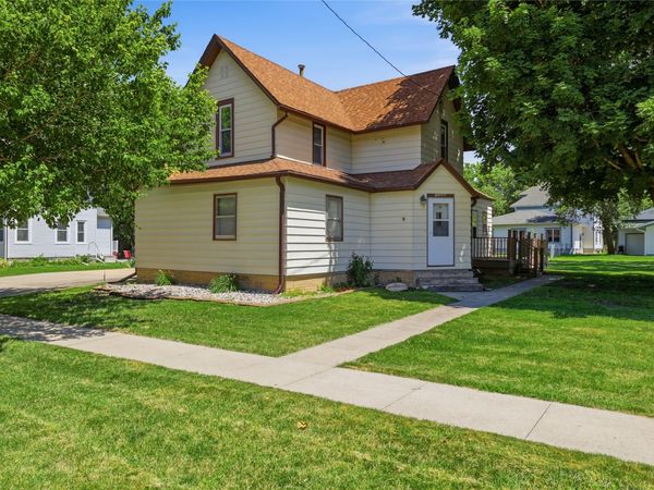 1108 Park Street, Gowrie, IA 50543
