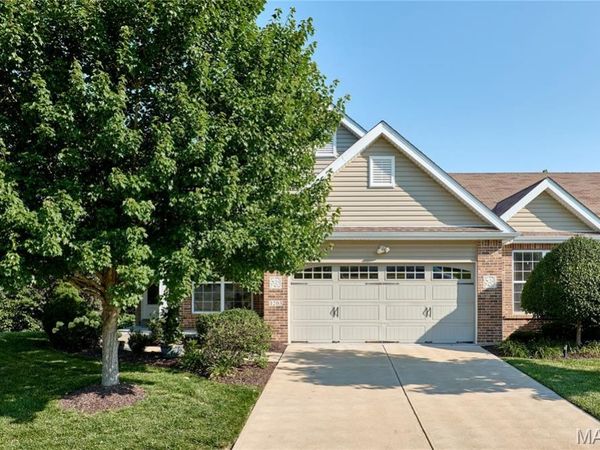 1203 Sadie Lane, Fenton, MO 63026