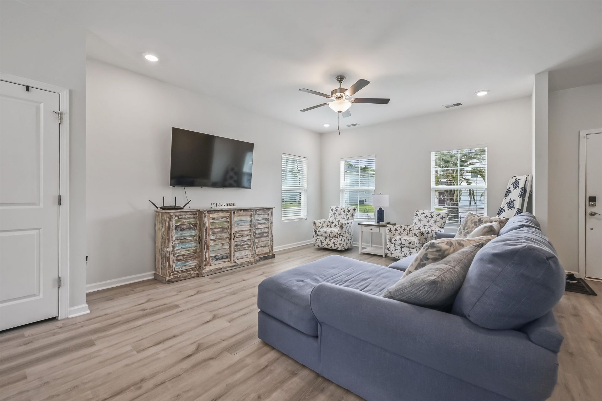 442 Archer Ct.  Photo 6